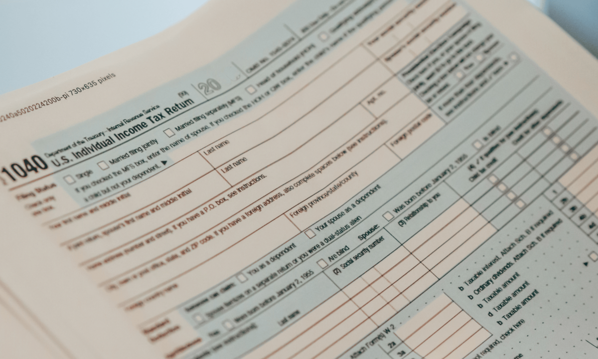 W40 Form.pdf Form W-2 Walkthrough - Example with Form 1040